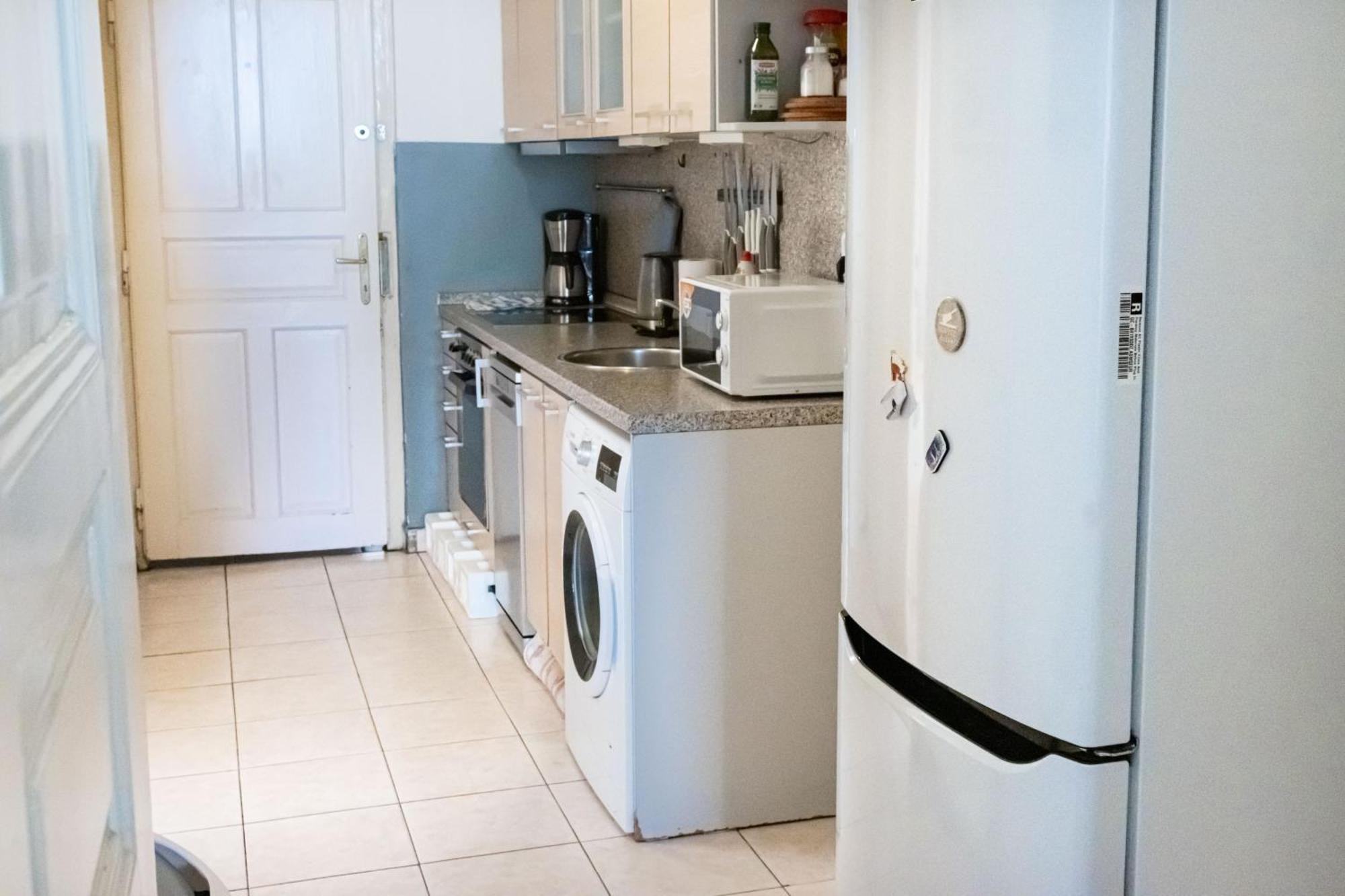 Apartments In Mala Strana - 10 Minutes From Charles Bridge Прага Екстериор снимка